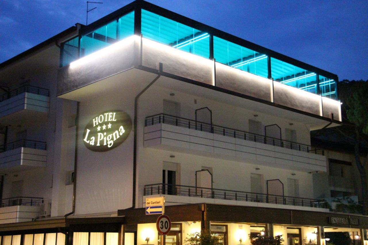 Hotel La Pigna Lignano Sabbiadoro Esterno foto