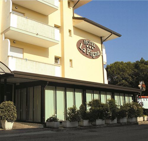 Hotel La Pigna Lignano Sabbiadoro Esterno foto